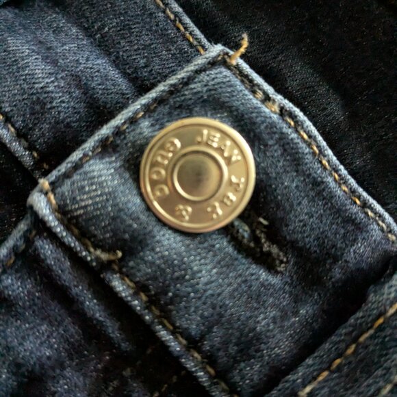 Rag & Bone mid-rise capri jean - Picture 5 of 8